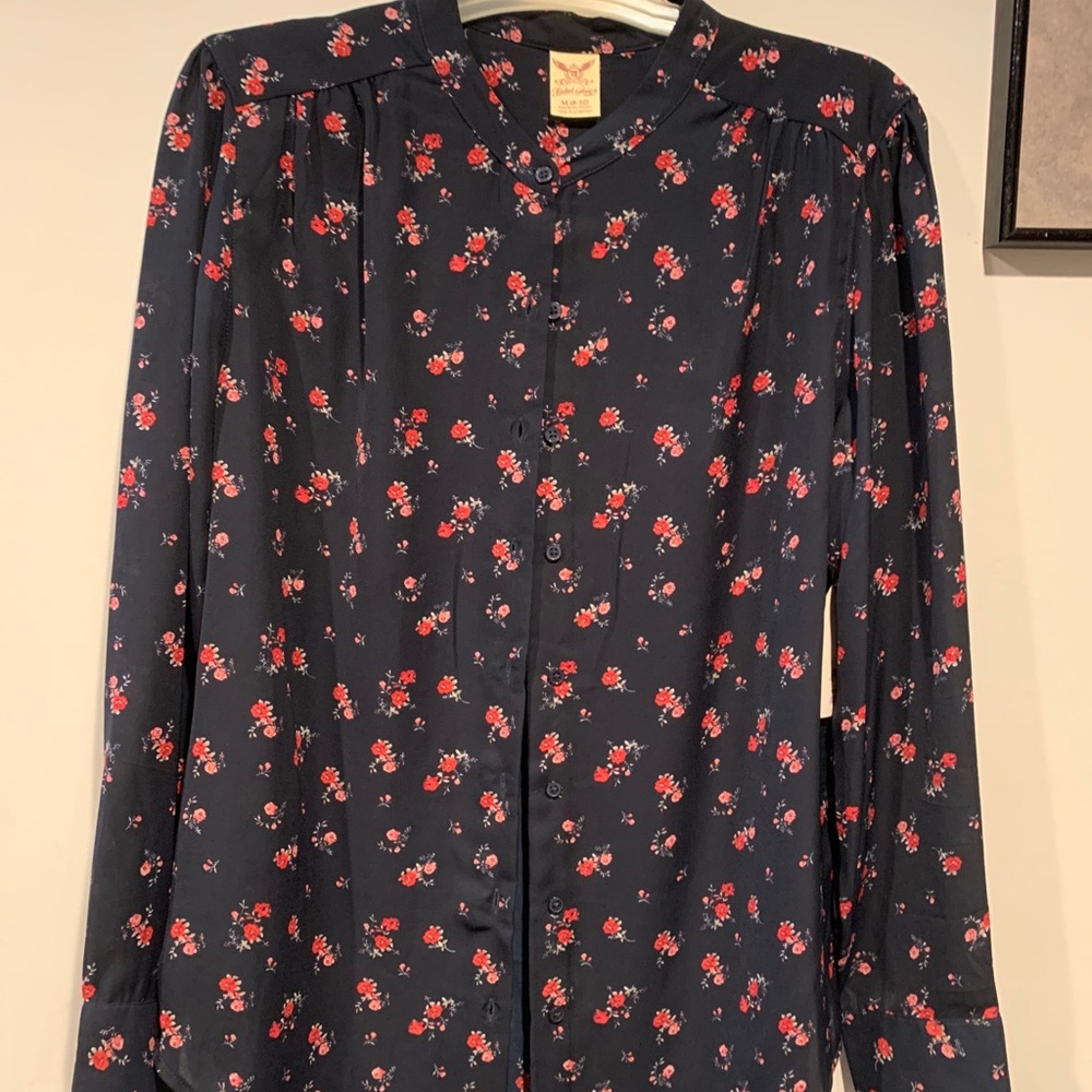 Faded Glory Navy blue button down  size M(8-10)